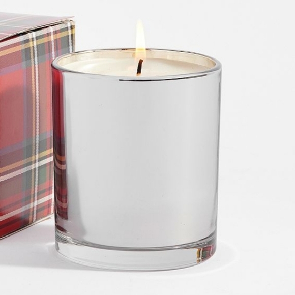POTTERYBARN SNOW BERRY SCENT COLLECTION,TYPE LARGE CANDLE-22 OZ.,RETAIL $59.00 - Picture 3 of 6